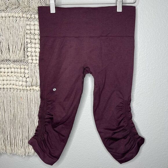Lululemon In The Flow Crop II Heathered Bordeaux Drama Size 6 - Picture 8 of 11